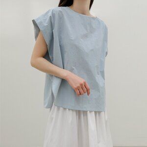 NEW! Lightweight blue top